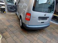 Gebraucht VW Caddy 102 PS (75 kW) 2014 Silber Van / Kleinbus