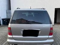 Gebraucht Mercedes ML350 235 PS (172 kW) 2004 Beige SUV