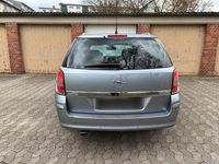 Gebraucht Opel Astra 179 PS (131 kW) 2010 Grau Kombi