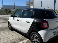 Begagnad Smart ForFour 71 HK (52 kW) 2019 Vit Halvkombi