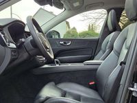 Gebraucht Volvo XC60 349 PS (256 kW) 2021 Onyx black perleffekt SUV