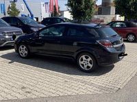 Gebraucht Opel Astra GTC 105 PS (77 kW) 2008 Schwarz Coupé