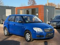 Gebraucht Skoda Fabia 60 PS (44 kW) 2010 Blau Limousine