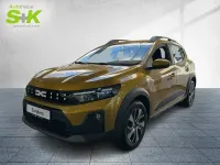 Neu Dacia Sandero Expression 110 PS (80 kW) 2026 Amber yellow (gelb) Kleinwagen