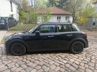 Second-hand Mini ONE Essential 102 CP (75 kW) 2021 Negru Hatchback