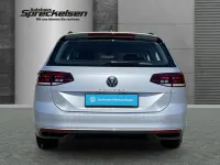 Gebraucht VW Passat Business 150 PS (110 kW) 2023 Silber Kombi