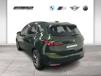 Neu BMW 218 136 PS (100 kW) 2026 Grün Van / Kleinbus