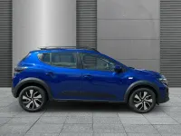 Neu Dacia Sandero Expression 122 PS (89 kW) 2026 Ironblau SUV