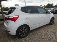 Gebraucht Hyundai ix20 Style 125 PS (91 kW) 2017 Weiß Kleinwagen