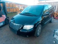 Używany Chrysler Voyager 150 KM (110 kW) 2006 Czarny Minivan