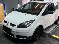 Gebraucht Mitsubishi Colt Motion 95 PS (69 kW) 2008 Weiß Limousine