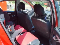 Gebraucht Dacia Sandero 84 PS (61 kW) 2012 Rot Kombi