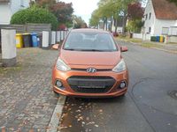 Gebraucht Hyundai i10 Intro Edition 87 PS (63 kW) 2014 New orange / mic Kleinwagen