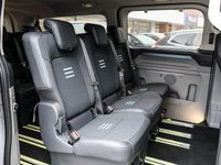 Ny Ford Tourneo Active 170 HK (125 kW) 2026 Grå MPV