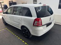 Gebraucht Opel Zafira Edition 116 PS (85 kW) 2009 Weiß Van / Kleinbus
