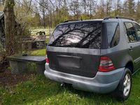 Gebraucht Mercedes ML320 218 PS (160 kW) 2001 SUV