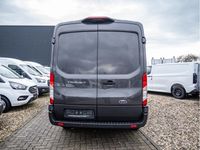 Gebraucht Ford Transit Trend 131 PS (96 kW) 2022 Grau / magnetic grau Van