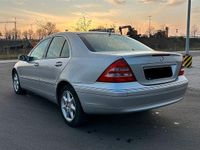 Gebraucht Mercedes C240 Elegance 170 PS (125 kW) 2001 Silber Limousine