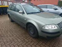 Gebraucht VW Passat 131 PS (96 kW) 2003 Grün Kombi