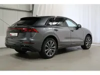 Gebraucht Audi Q8 Business 210 PS (154 kW) 2025 Grau SUV