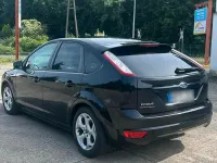 Gebraucht Ford Focus 101 PS (74 kW) 2011 Schwarz Limousine