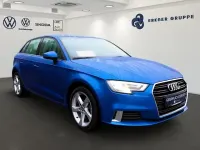 Gebraucht Audi A3 Sport 116 PS (85 kW) 2019 Arablau kristalleffekt Limousine