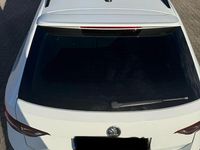 Gebraucht Skoda Superb SportLine 190 PS (139 kW) 2019 Weiß Kombi