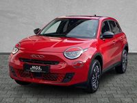 Neu Fiat 600 145 PS (106 kW) 2025 Passione rot SUV
