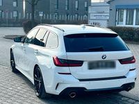 Gebraucht BMW 320 M Sport 190 PS (139 kW) 2021 Alpinweiss iii Kombi