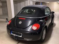 Gebraucht VW New Beetle 75 PS (55 kW) 2008 Schwarz Kleinwagen