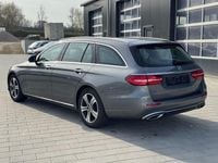 Gebraucht Mercedes E220 Avantgarde 194 PS (142 kW) 2019 Grau Limousine