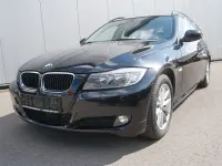Gebraucht BMW 320 177 PS (130 kW) 2009 Schwarz Kombi