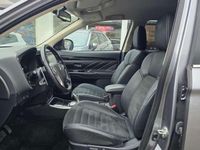 Gebraucht Mitsubishi Outlander P-HEV Basis 135 PS (99 kW) 2020 Platinumgrau SUV