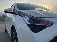 Gebraucht Toyota Aygo X-play 72 PS (52 kW) 2018 Weiß Kleinwagen