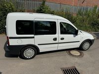 Second-hand Opel Combo 90 CP (66 kW) 2008 Alb Monovolum