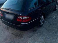 Gebraucht Mercedes E270 Avantgarde 177 PS (130 kW) 2005 Blau Kombi