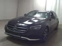 Gebraucht Mercedes E300 Avantgarde 306 PS (225 kW) 2022 Schwarz Kombi