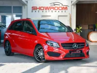 Gebraucht Mercedes 220 AMG line 177 PS (130 kW) 2015 Rot Limousine