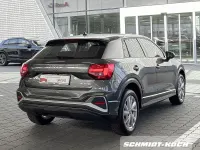 Gebraucht Audi Q2 S-Line 150 PS (110 kW) 2025 Grau SUV