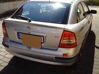 Gebraucht Opel Astra 101 PS (74 kW) 1999 Silber Limousine