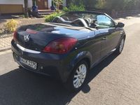 Gebraucht Opel Tigra 90 PS (66 kW) 2009 Grau metallic Cabrio
