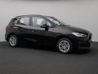 Gebraucht BMW 216 Active Tourer Shadowline 122 PS (89 kW) 2025 Schwarz Van / Kleinbus