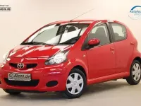 Gebraucht Toyota Aygo 68 PS (50 kW) 2009 Rot Kleinwagen