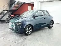 Gebraucht Fiat 500e Action 69 kW (95 PS) 2023 Grün Limousine