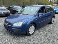 Gebraucht Ford Focus Trend 101 PS (74 kW) 2006 Blau Limousine