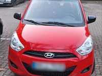 Gebraucht Hyundai i10 69 PS (50 kW) 2012 Rot Kleinwagen