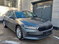 Gebraucht Skoda Superb Selection 150 PS (110 kW) 2025 Grau Kombi
