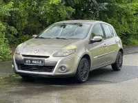 Gebraucht Renault Clio III Dynamique 75 PS (55 kW) 2009 Braun stone Kleinwagen