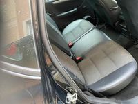 Gebraucht Mercedes A180 109 PS (80 kW) 2011 Schwarz Kleinwagen