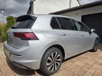Usata VW Golf VIII Active 131 CV (96 kW) 2022 Argento Berlina